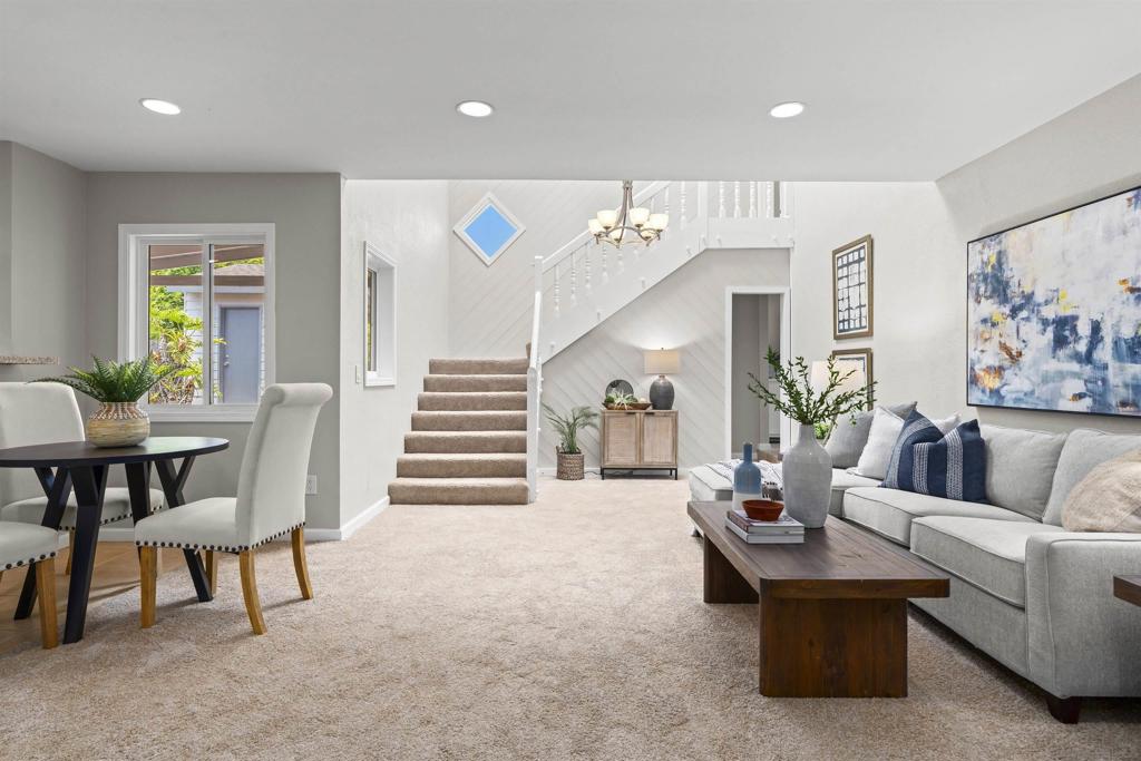 MLS #250034294SD img 4