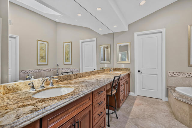 38364 Zinnia Lane E, Palm Desert, CA 92211