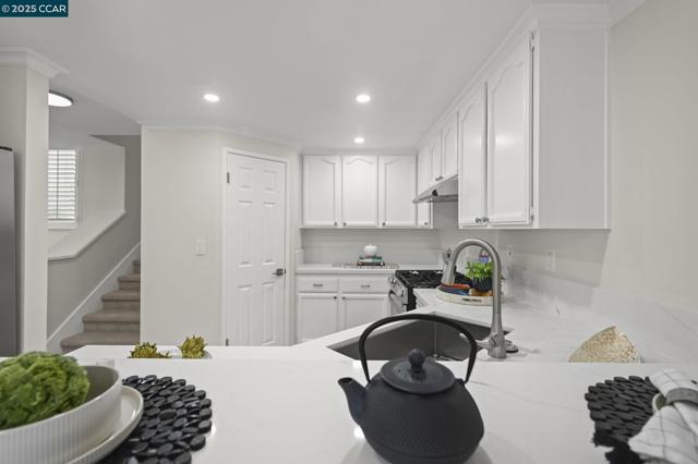 316 Mercury Way, Pleasant Hill CA: https://media.crmls.org/mediaz/11a4367a-a7f7-4598-9b75-151d80a5afd4.jpg