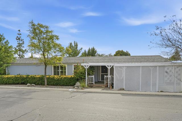 Detail Gallery Image 4 of 57 For 18218 Paradise Mountain Road #127,  Valley Center,  CA 92082 - 3 Beds | 2 Baths