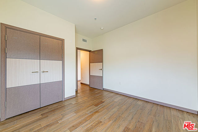 903 S New Hampshire Avenue, Los Angeles CA: https://media.crmls.org/mediaz/11a45b06-b4df-4f95-b4e2-122abb34f45a.jpg