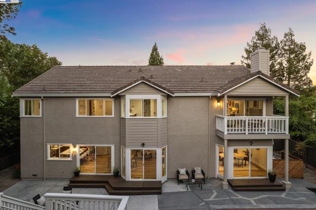 25 Mackenzie, Danville CA: https://media.crmls.org/mediaz/11a505f1-880f-43ab-945c-7bcbe7254654.jpg