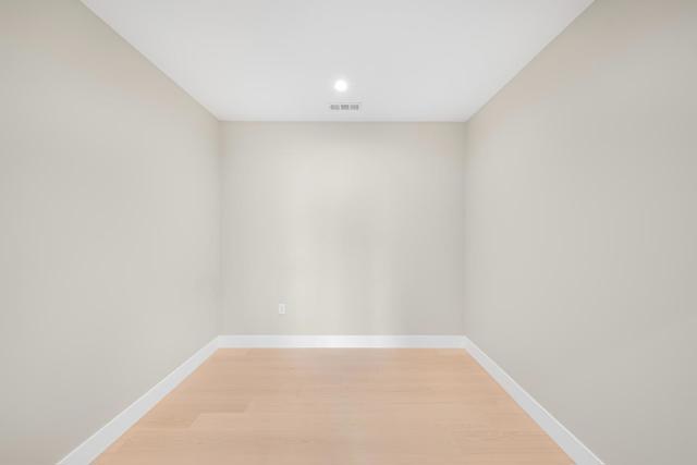 246 Farley Street, Mountain View CA: https://media.crmls.org/mediaz/11a51586-a1aa-4090-a4ce-aef0eedd0ebd.jpg