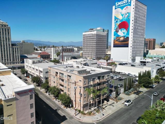 Detail Gallery Image 28 of 35 For 3855 Ingraham St #204,  Los Angeles,  CA 90005 - 3 Beds | 2 Baths