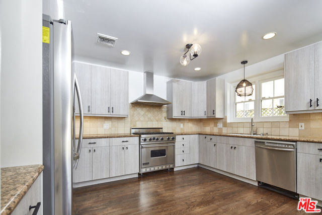 1926 Greenfield Avenue, Los Angeles CA: https://media.crmls.org/mediaz/11a8d946-95f4-40b2-a512-24c080bf159a.jpg
