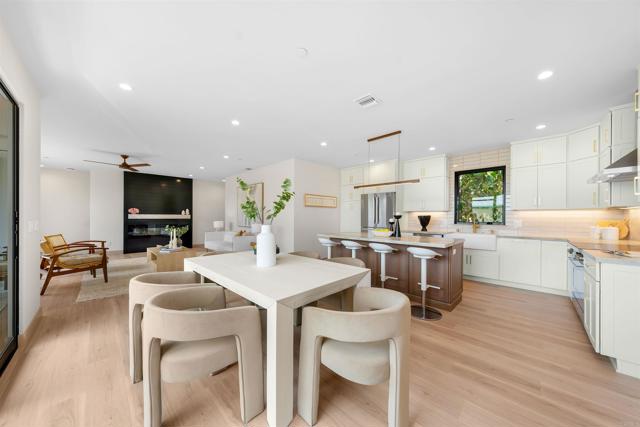 164 Cherry Avenue, Carlsbad CA: https://media.crmls.org/mediaz/11a91cc4-a1c8-4c11-bb6e-a1e2ee62da5f.jpg