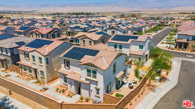 41551 Stanford Road, Palm Desert CA: https://media.crmls.org/mediaz/11a92d50-027a-42b8-b081-b11b9982f6be.jpg