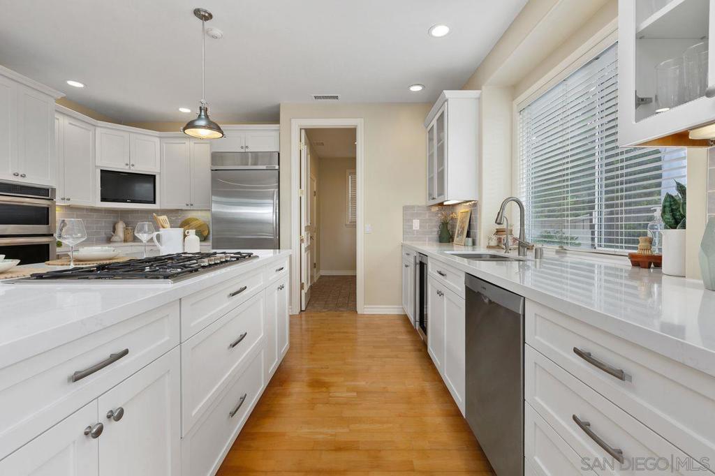 14353 Sandhill Dr. - photo 5