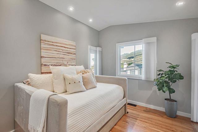 Image 20 of 51 For 1763 12th Avenue