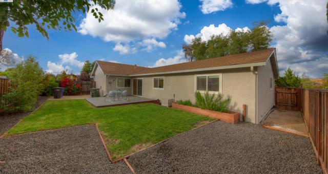 1392 Springview Ct., Concord CA: https://media.crmls.org/mediaz/11aaff19-4b9c-48e7-b198-b2ac5580e665.jpg