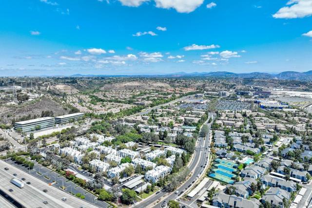 2234 River Run Drive, San Diego CA: https://media.crmls.org/mediaz/11ab6734-56ad-46ec-ab7e-2cdc0cfaf0da.jpg