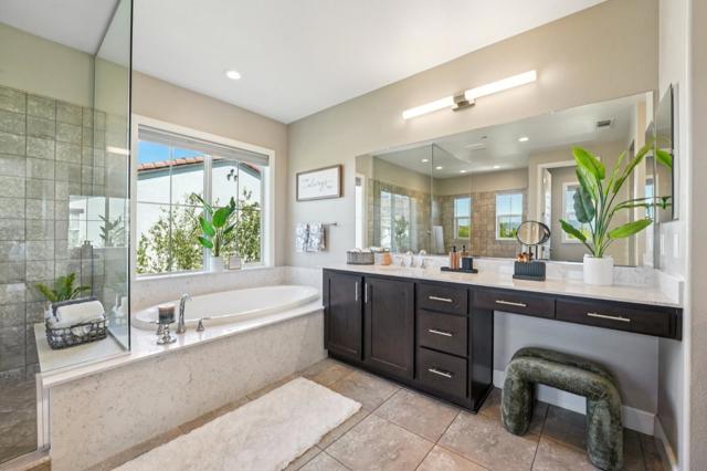18713 White Moon Drive, Morgan Hill CA: https://media.crmls.org/mediaz/11ac5d4b-eeec-4012-97c9-fa266faa2a99.jpg