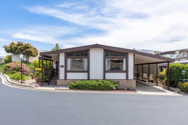Detail Gallery Image 2 of 59 For 3535 Linda Vista Dr Spc 255,  San Marcos,  CA 92078 - 2 Beds | 2 Baths