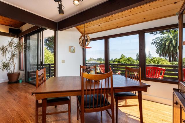 449 High Street, Santa Cruz CA: https://media.crmls.org/mediaz/11ac610f-aebe-47dc-9478-c7f718900d98.jpg