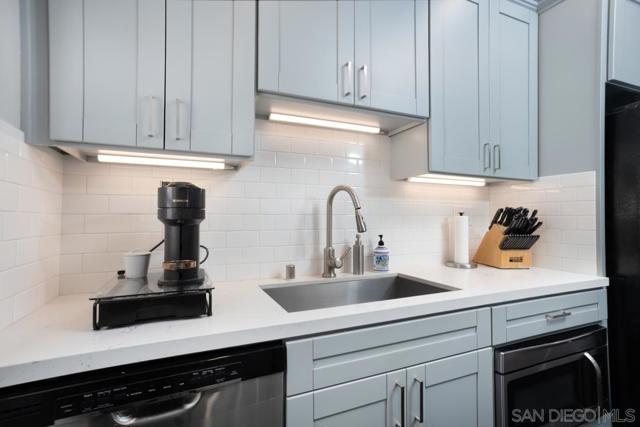 4612 Revillo Way, San Diego CA: https://media.crmls.org/mediaz/11ac6a0b-b6fc-4aeb-b791-3b1eda3b0815.jpg
