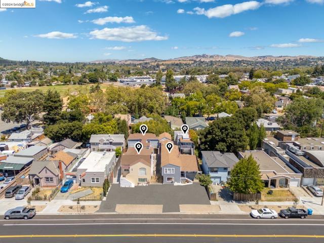 Image 29 of 33 For 416 Benicia Rd