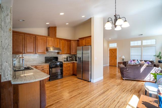 1221 Jacqueline Drive, Hollister CA: https://media.crmls.org/mediaz/11ae267f-d6fd-4b9f-aadd-aa9282228e09.jpg
