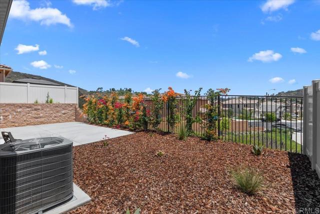 Detail Gallery Image 28 of 38 For 1366 Topanga Dr, San Marcos,  CA 92069 - 3 Beds | 2 Baths