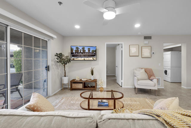 2700 Lawrence Crossley Road #41, Palm Springs, CA 92264