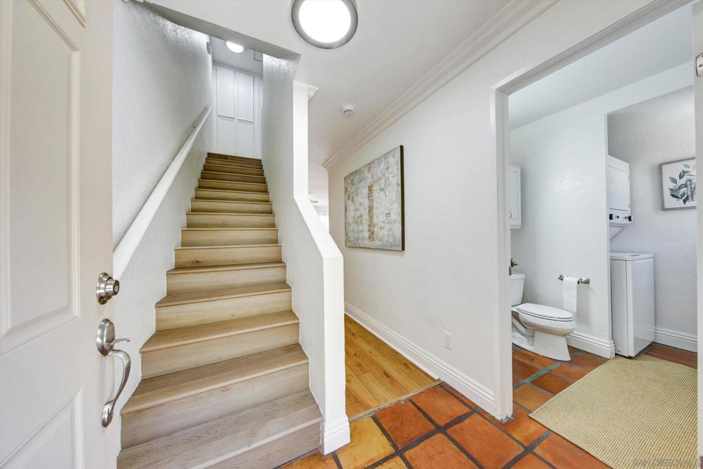 4777 Seminole Dr - photo 3