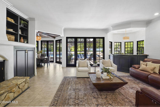 29270 Wagon Road, Agoura Hills CA: https://media.crmls.org/mediaz/11b1aac7-ade0-4392-bfe9-9bbdbdb9feda.jpg