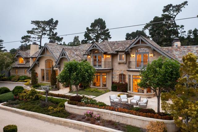 3957 Ronda Road, Pebble Beach CA: https://media.crmls.org/mediaz/11b28b7b-99cf-438d-916c-85b8c6cebdf2.jpg