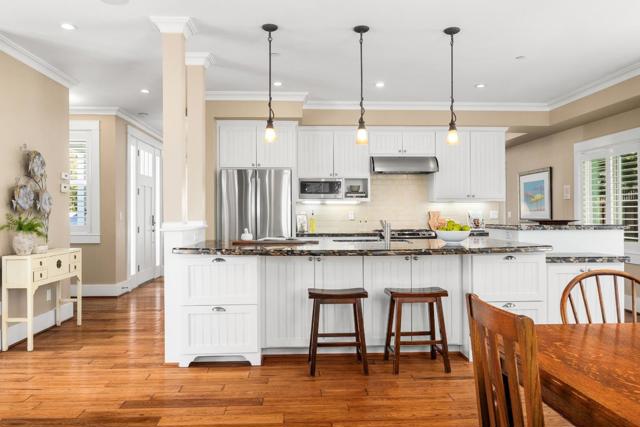 360 5th Avenue, Santa Cruz CA: https://media.crmls.org/mediaz/11b29201-5f56-4450-bb0b-250023581837.jpg