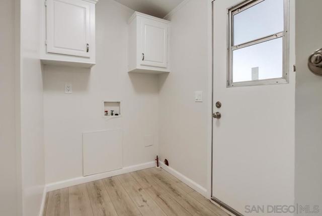 1010 E Bobier, Vista CA: https://media.crmls.org/mediaz/11b2a8ec-2dbb-4722-8239-c2e7ec8f0255.jpg