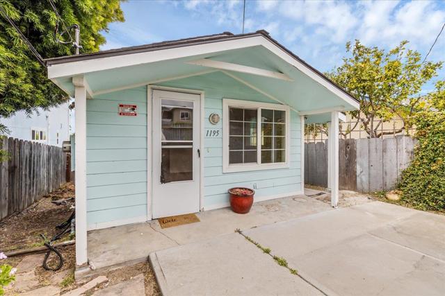 1195 Elm Avenue, Seaside CA: https://media.crmls.org/mediaz/11b48b9f-e9c8-4c2f-a2a6-9e91c1c4dac3.jpg