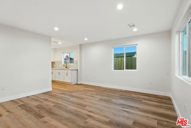 4340 2nd Avenue, Los Angeles CA: https://media.crmls.org/mediaz/11b4d833-8691-45a6-9d24-7488d25ddd3f.jpg