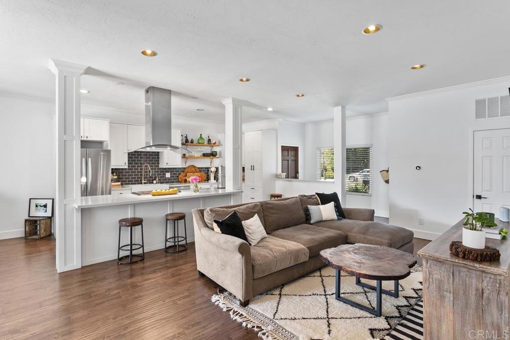 2203 Levante Street - photo 6