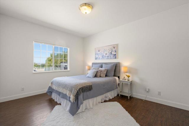 1080 Spring Grove Road, Hollister CA: https://media.crmls.org/mediaz/11b53e6c-353f-45ea-ab3b-34064c50e25b.jpg
