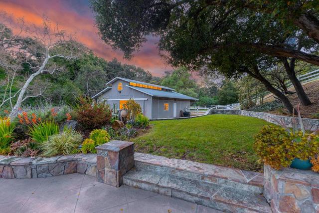 14205 Shannon Road, Los Gatos CA: https://media.crmls.org/mediaz/11b5de40-d381-427a-b2bc-4a71cb745a80.jpg