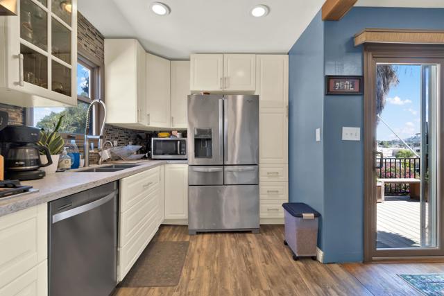 7008 Hybeth Dr, La Mesa, CA 91941 photo 16