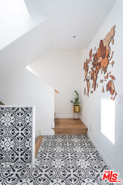508 Pier Avenue, 4 photo 5