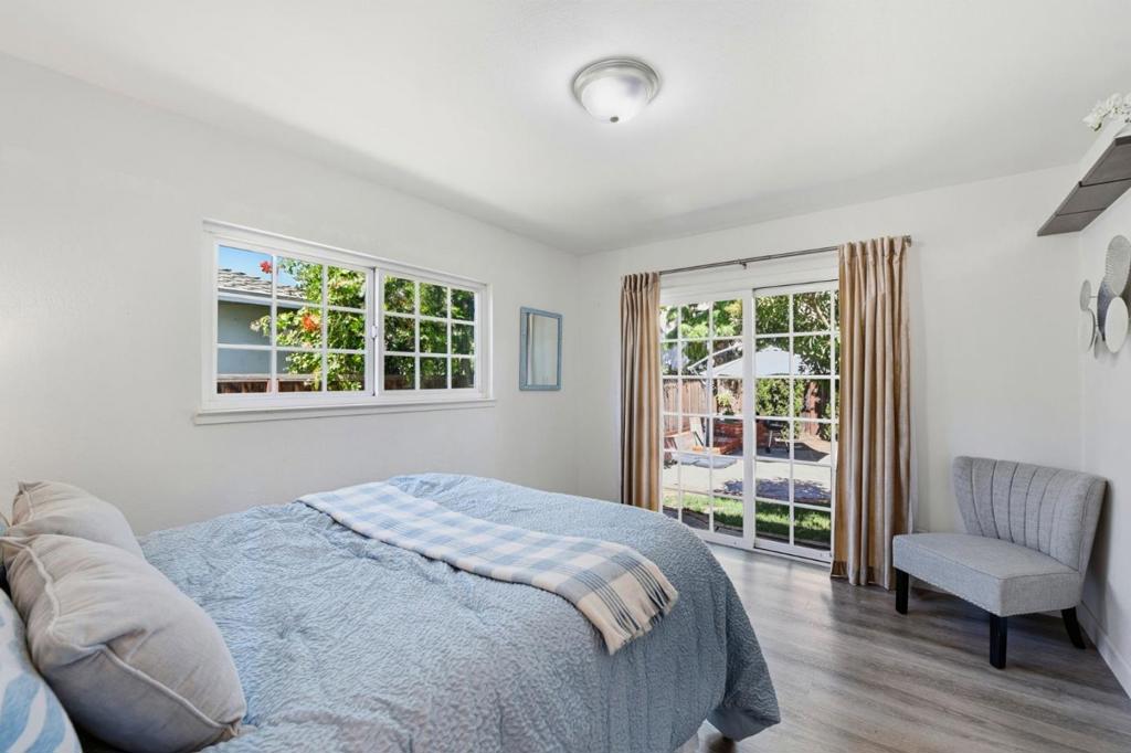 https://media.crmls.org/mediaz/11b79991-1e53-4076-b9a3-0d5c07788b79.jpg?preset=X-Large