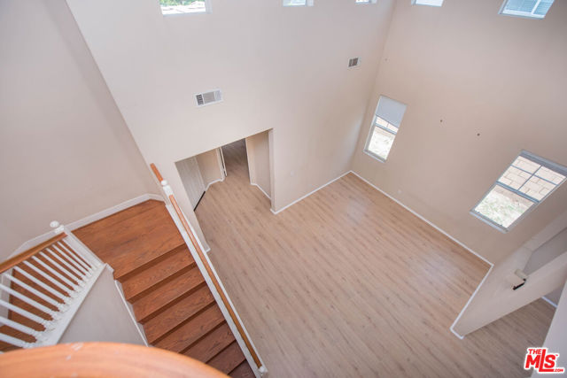 11372 Bridgeway Court, Riverside CA: https://media.crmls.org/mediaz/11b98a60-1f08-42d5-8eb5-afbc711c65eb.jpg