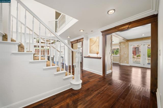 Image 35 of 60 For 812 Beaver Creek Ct