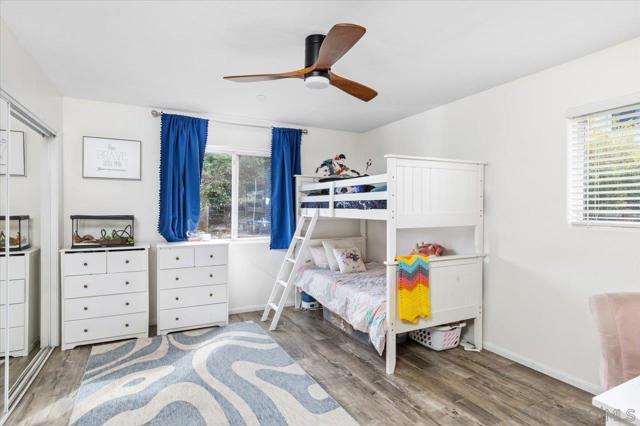 1379 Sunny Heights Road, Fallbrook CA: https://media.crmls.org/mediaz/11bb2861-010d-48d1-a897-dbb89bee92b0.jpg