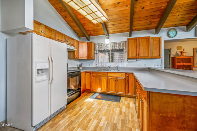 Detail Gallery Image 9 of 21 For 215 S Sanderson Way, Fort Bragg,  CA 95437 - 3 Beds | 1/1 Baths