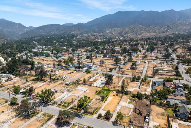 389 W Mendocino Street, Altadena CA: https://media.crmls.org/mediaz/11bb65db-309b-49fe-91ff-aa5183f64bbe.jpg