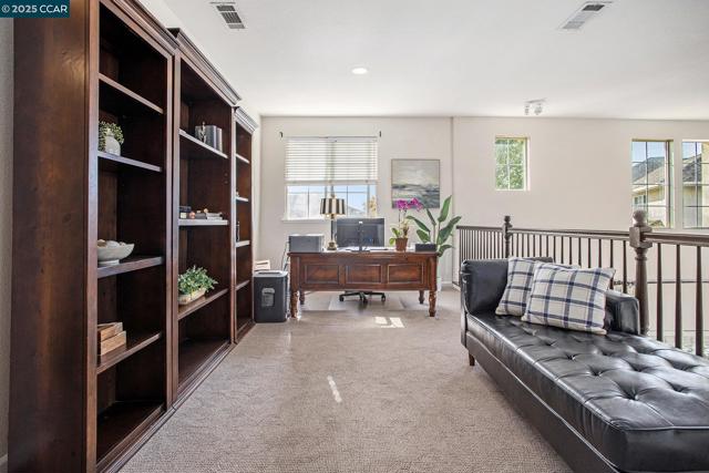 4001 Browning Dr, Concord CA: https://media.crmls.org/mediaz/11bb6df4-dc50-48fc-a7fe-c2d71a0cbea8.jpg