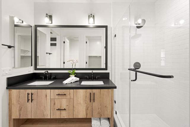 Detail Gallery Image 12 of 42 For 1303 Bergamo #201,  Encinitas,  CA 92024 - 2 Beds | 1/1 Baths