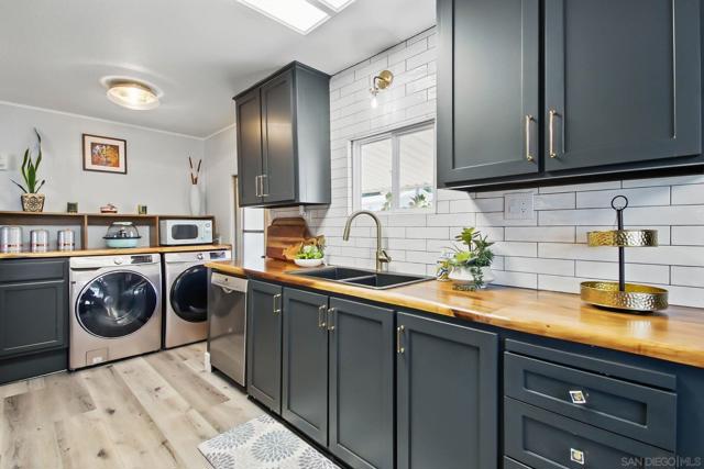 525 W El Norte, Escondido CA: https://media.crmls.org/mediaz/11bc6a1b-09c0-4f9c-88e3-a27a860e713c.jpg