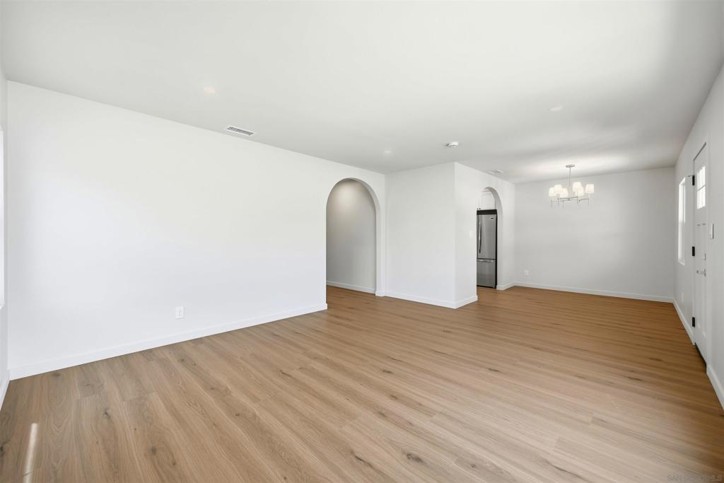 6476 Winona Ave - photo 16