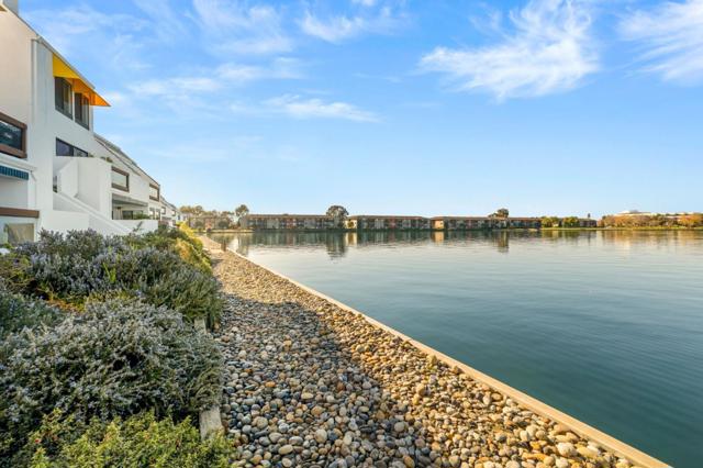 614 Portofino Lane, Foster City CA: https://media.crmls.org/mediaz/11bde810-3575-4133-81ab-3f3b9125ad3c.jpg