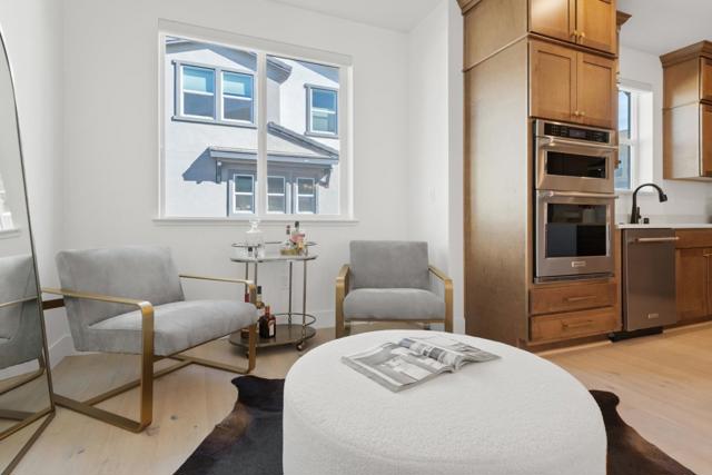 2815 Crusader, Alameda CA: https://media.crmls.org/mediaz/11be75dd-22a1-40c6-9ff3-efa3871fd4c3.jpg