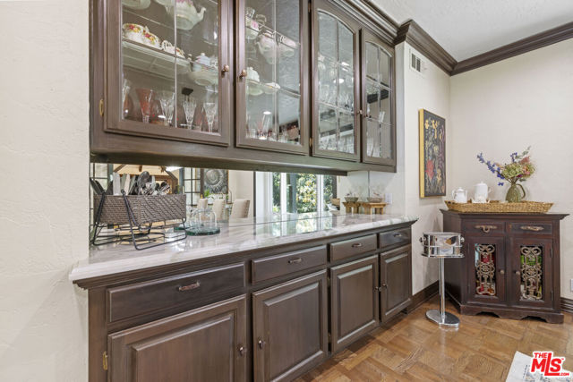 25730 Sand Canyon Road, Santa Clarita CA: https://media.crmls.org/mediaz/11bede46-0c7b-4074-aae4-0021868ad705.jpg