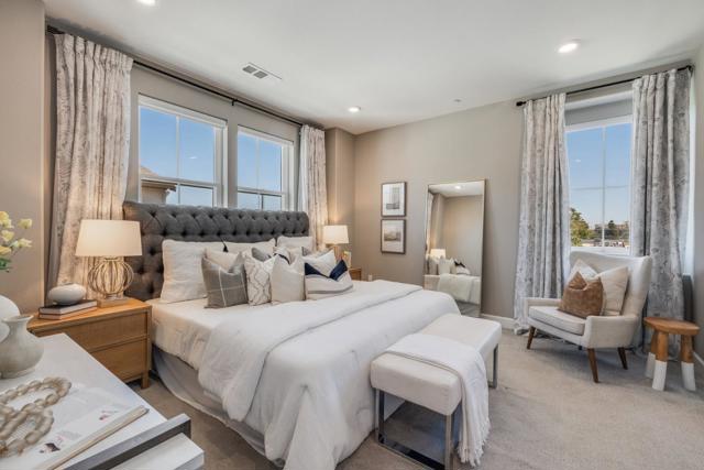 3 Lisbon Lane, Redwood City CA: https://media.crmls.org/mediaz/11c05a3e-6781-484a-89b8-06f4c64c1da8.jpg
