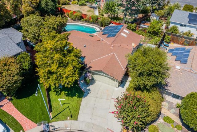 756 Acorn Court, San Ramon CA: https://media.crmls.org/mediaz/11c071e9-b1ba-45b1-89b3-ca5fe0fe4780.jpg